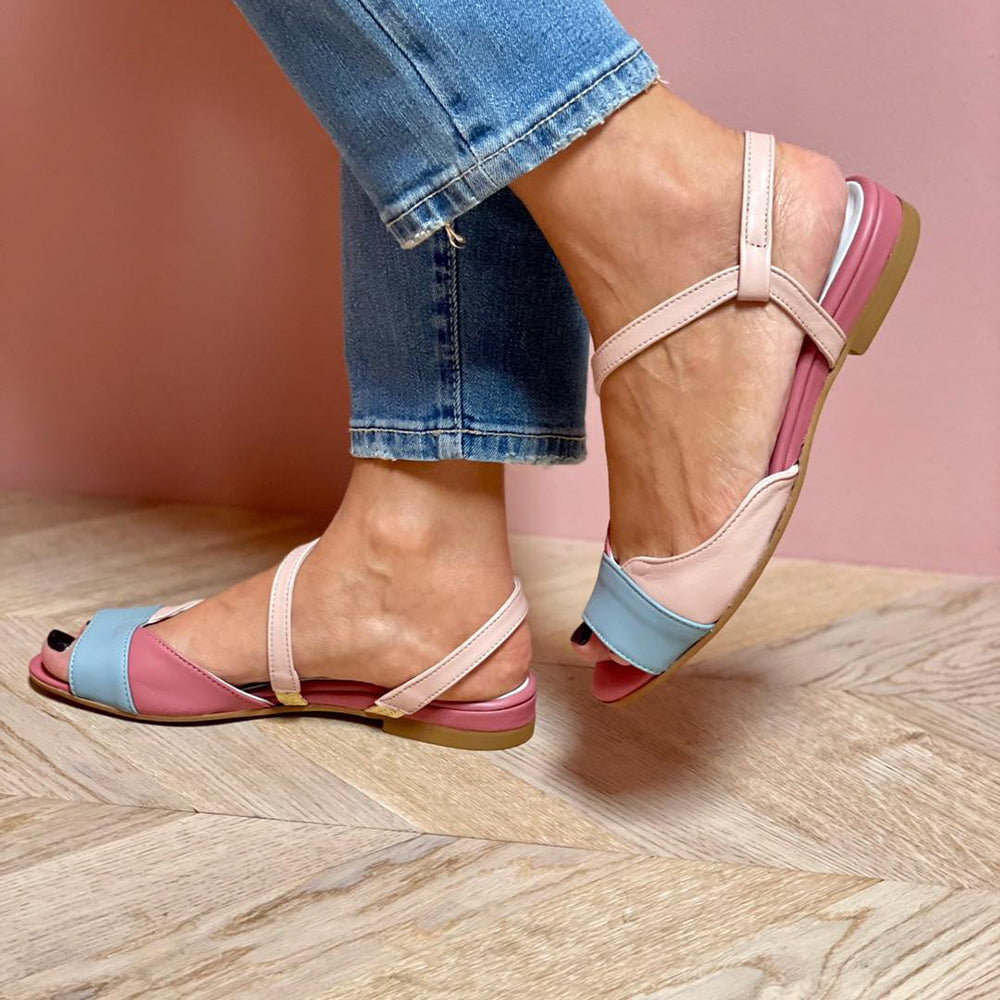 Roselina | Sandalias rosas asimétricas en estilo color-block